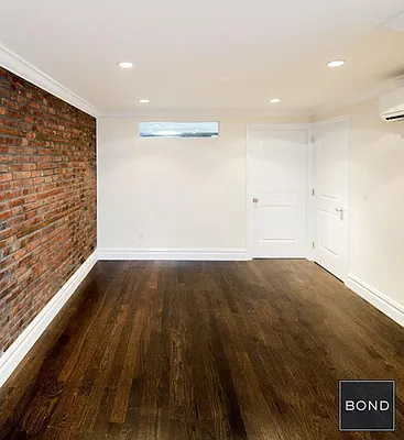 Rented by Bond New York | media 16