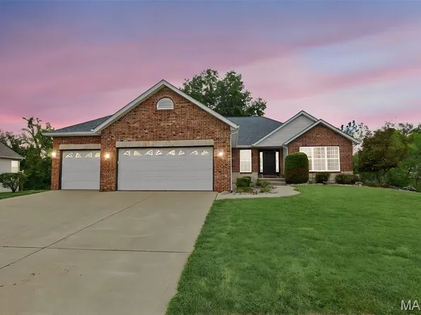 8929 Wendell Creek Dr, Saint Jacob, IL 62281