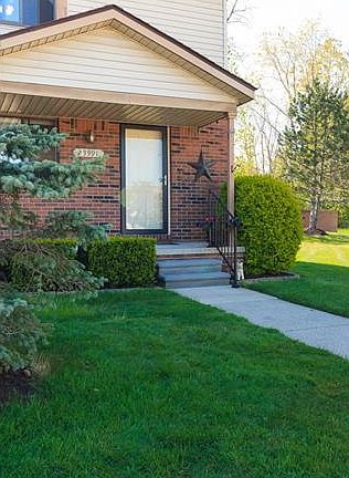 3rd image of 25991 New Forest Ct