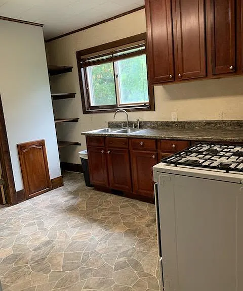 1002 S Michigan Ave #B — Photo 3