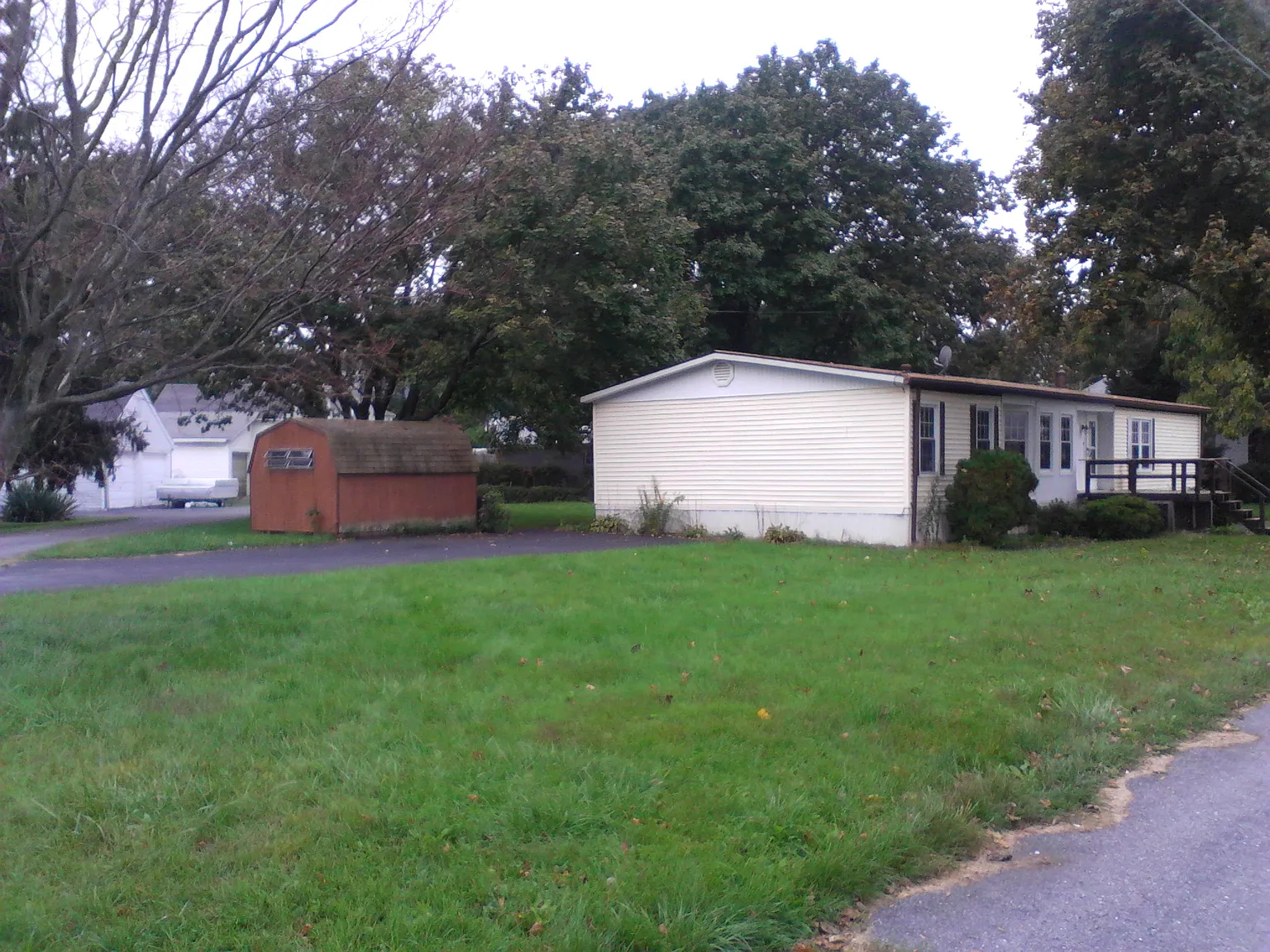 36 Grandview Ave photo 1