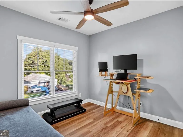 1170 Moton Ave SW — Photo 12