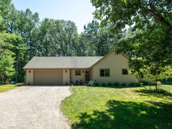 1809 S Badger Ln, Arkdale, WI 54613