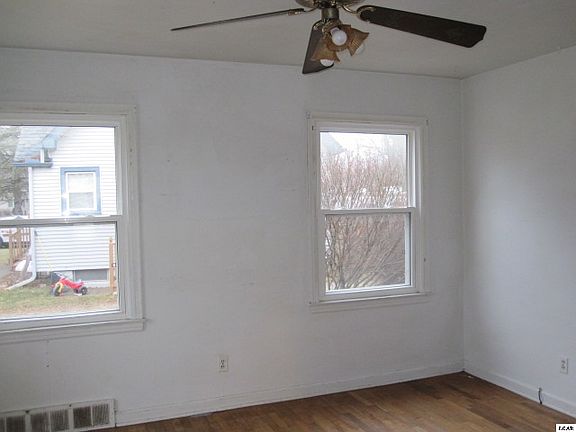 4th image of 507 Herrick Park Dr