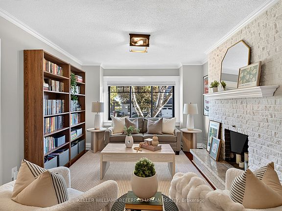5th image of 54 Albani St