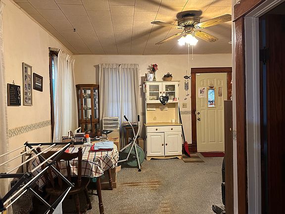 4th image of 208 Johnson St