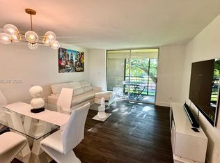 Foxcroft Condominiums, Miramar, FL 33025