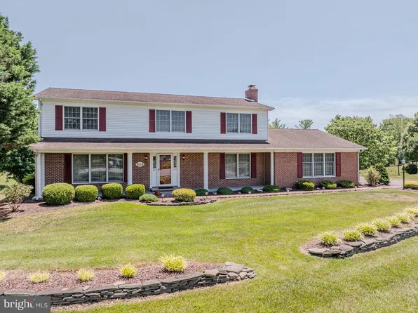 323 Manubay Ct, Bear, DE 19701