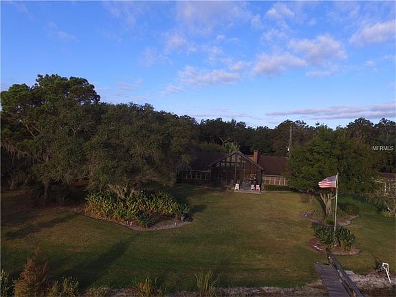 3rd image of 2970 Lakeview Dr