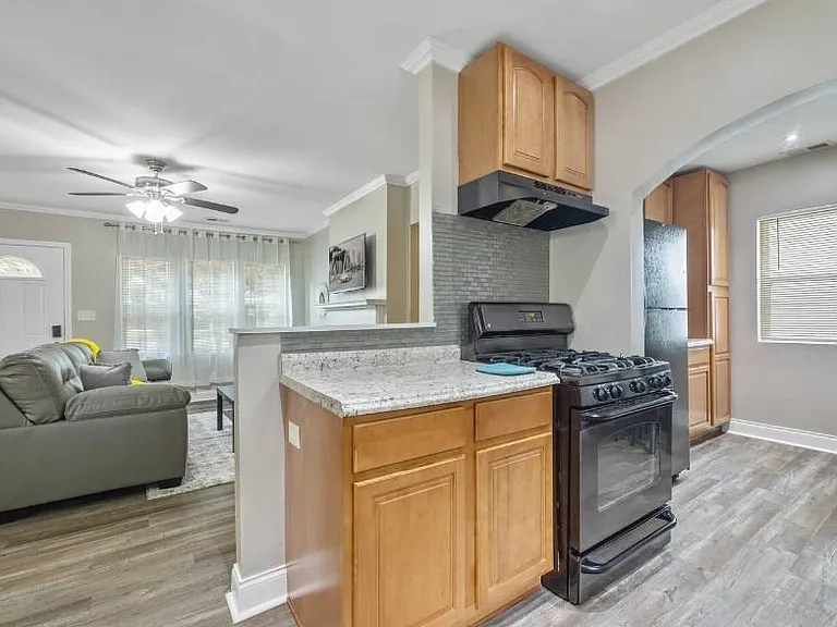 825 Erin Ave SW — Photo 12
