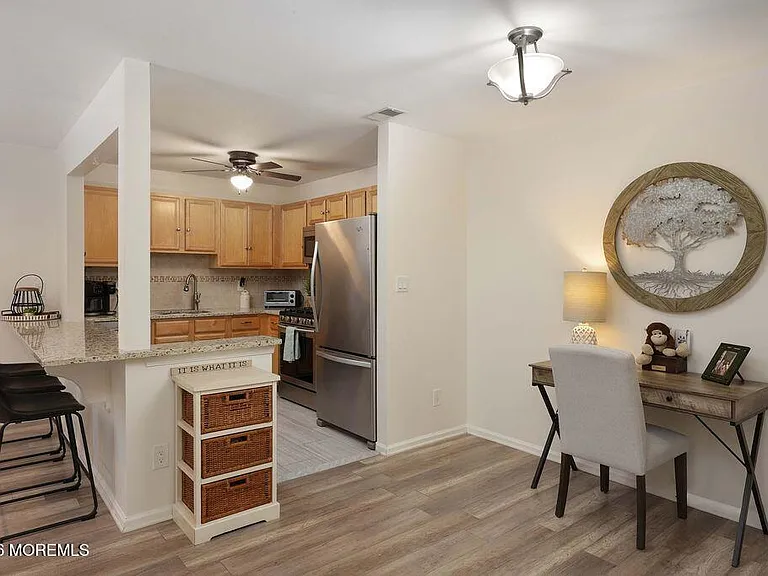 1015 Wedgewood Cir #1015 — Photo 10
