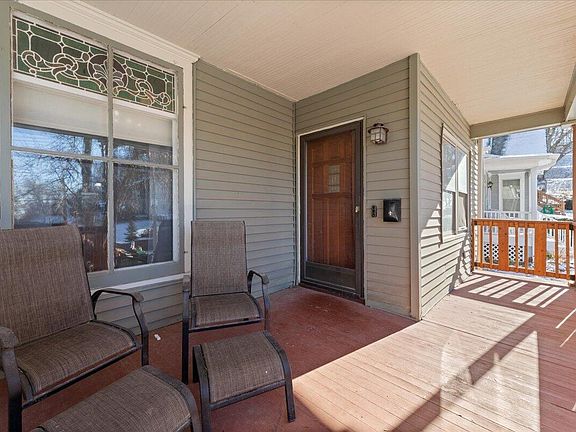 4th image of 449 Glen Ave