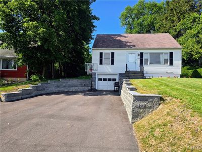 120 W Dauenhauer St, East Syracuse, NY, 13057