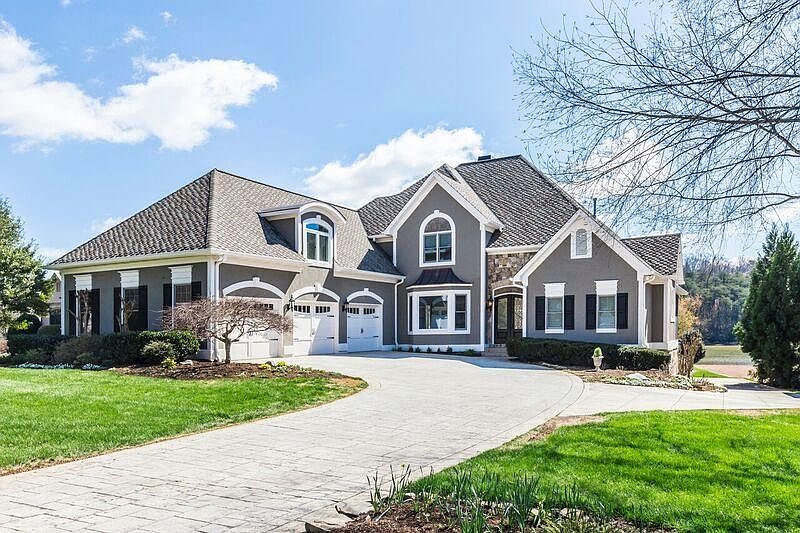 1st image of 912 Harbor Pointe Way