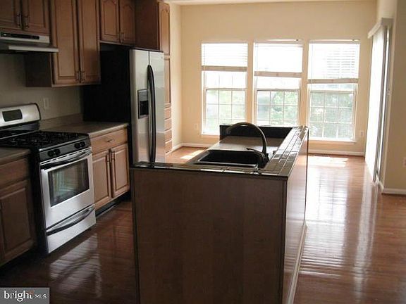 3rd image of 12916 Titania Way