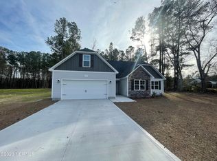 127 Graytown Rd, Jacksonville, NC 28540