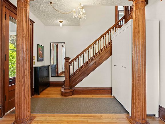 2nd image of 602 Schiller Ct