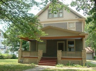 1287 SW Lane St, Topeka, KS 66604