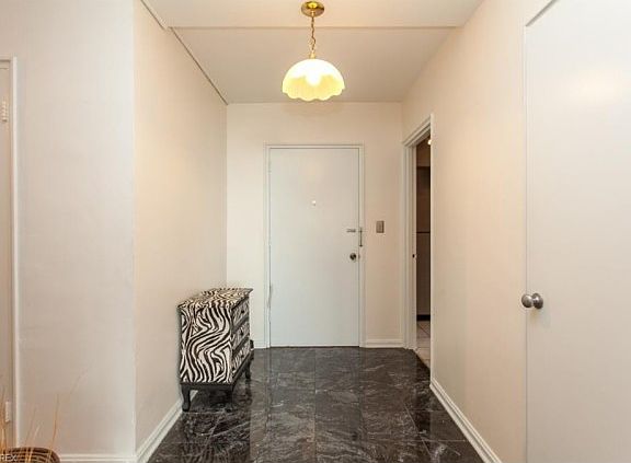 4th image of 11820 Edgewater Dr APT 404