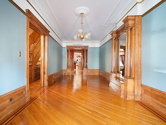 5th image of 286 Sterling Pl
