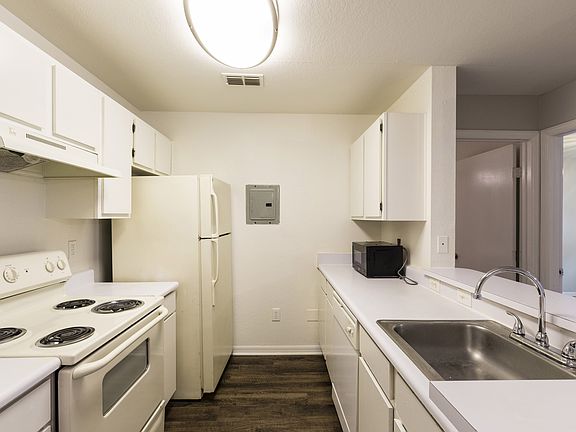 5th image of 1650 SE Hargrave St #4-4207
