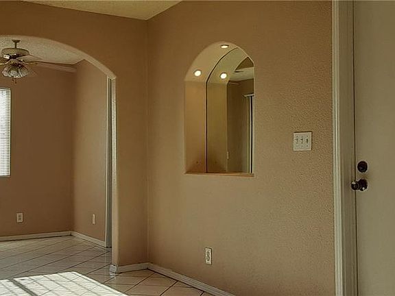 4th image of 112 Romero Dr