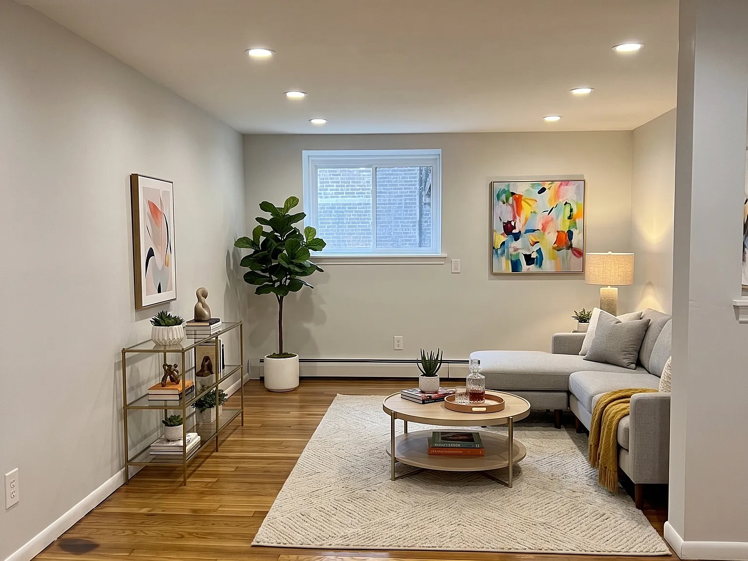 1 bed, 600 sqft, $2,000 — Photo 2