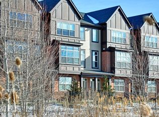 417 Alpine Springs Dr, Vernon Hills, IL 60061