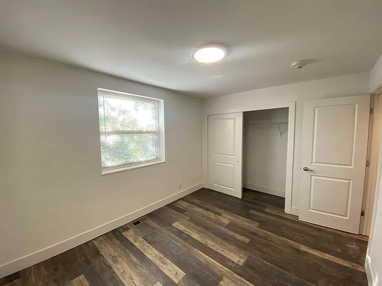 3717 Oxford Blvd #13 — Photo 2