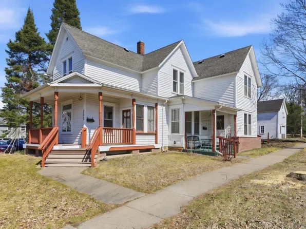 300 N 2nd St, River Falls, WI 54022