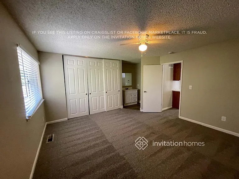 4939 Orinda Way — Photo 13