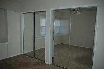 4th image of 6615 Glade Ave