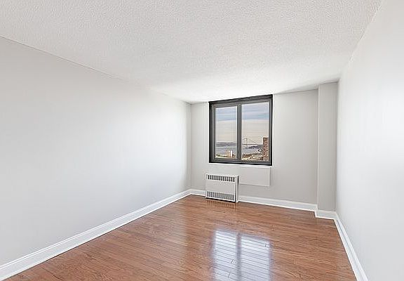 5th image of 3333D Broadway #D13h