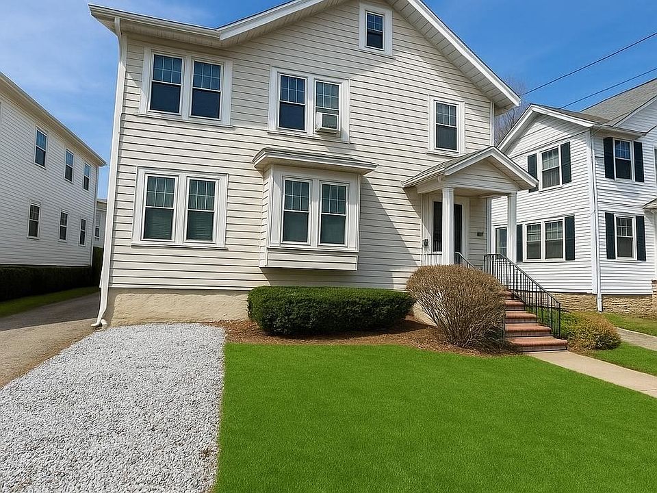 1st image of 29 Springfield St Suite 29