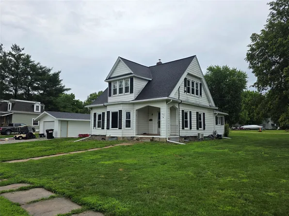 301 NE 2nd St, Ogden, IA 50212