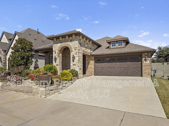 2nd image of 1104 Homestead Way