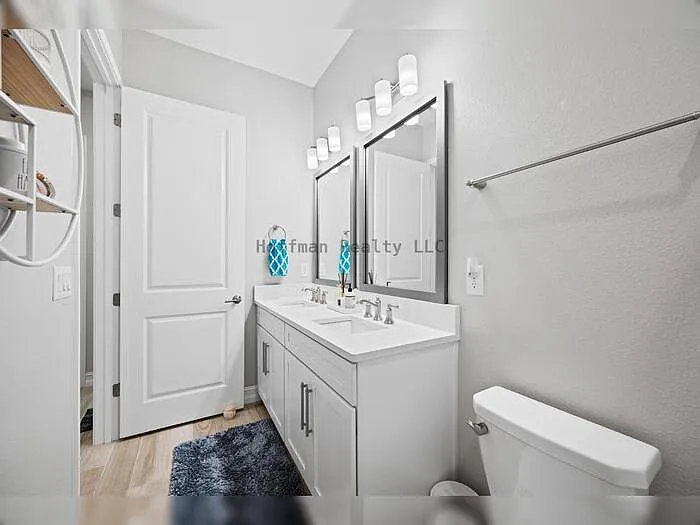 18308 Leafmore St — Photo 32