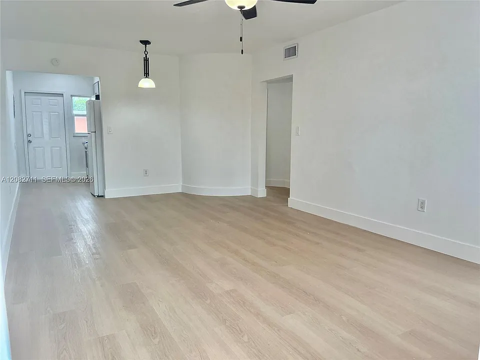 3401 NW Eleven Street Rd #3-1B