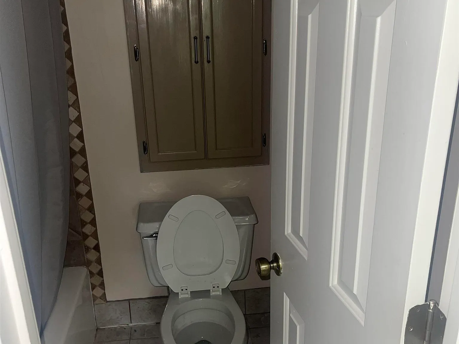 2 bed, 1.5 bath, 1030 sqft, $995 — Photo 3