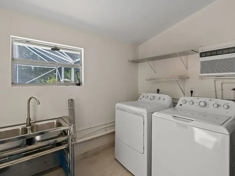 Laundry Room Cabinet