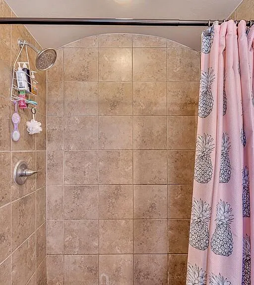 12921 Hueco Cave Dr — Photo 29