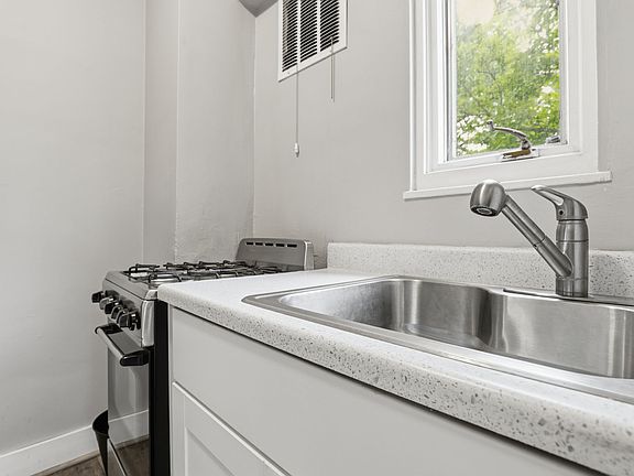 3rd image of 2720 Wisconsin Ave NW APT 302