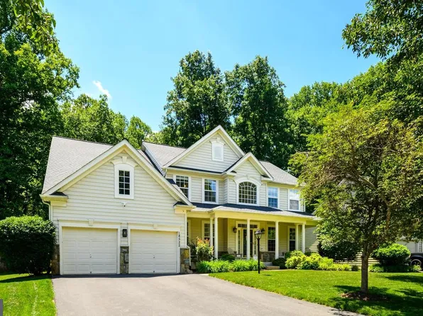18522 Rushbrooke Dr, Olney, MD 20832