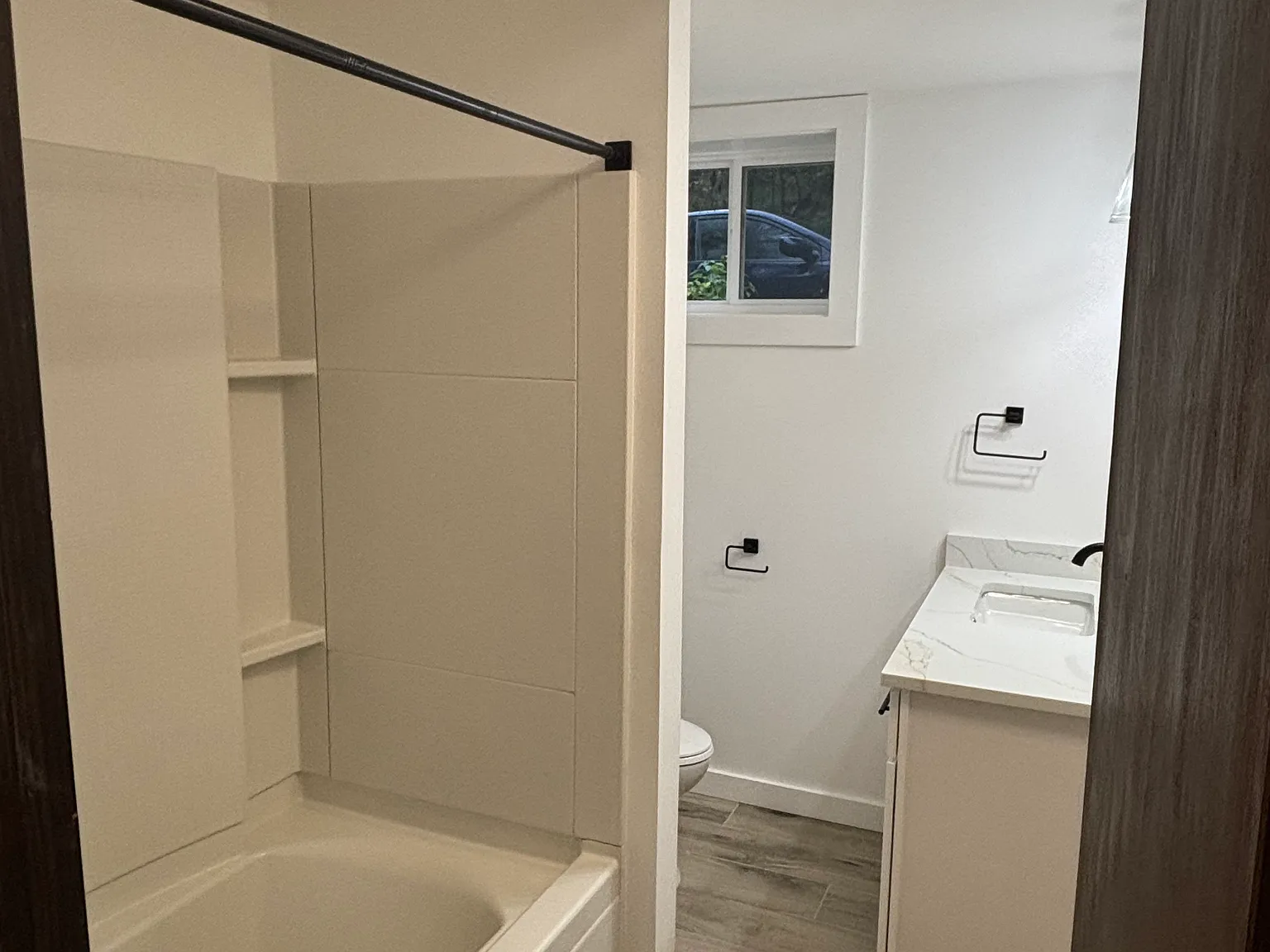 2 bed, 900 sqft, $1,675 — Photo 2