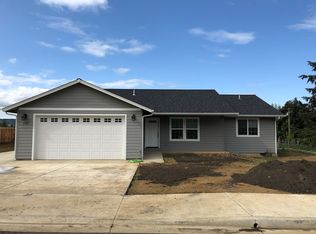 1951 W Duke Rd, Sutherlin, OR 97479