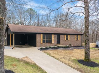 605 Parkburg Rd, Pinson, TN 38366