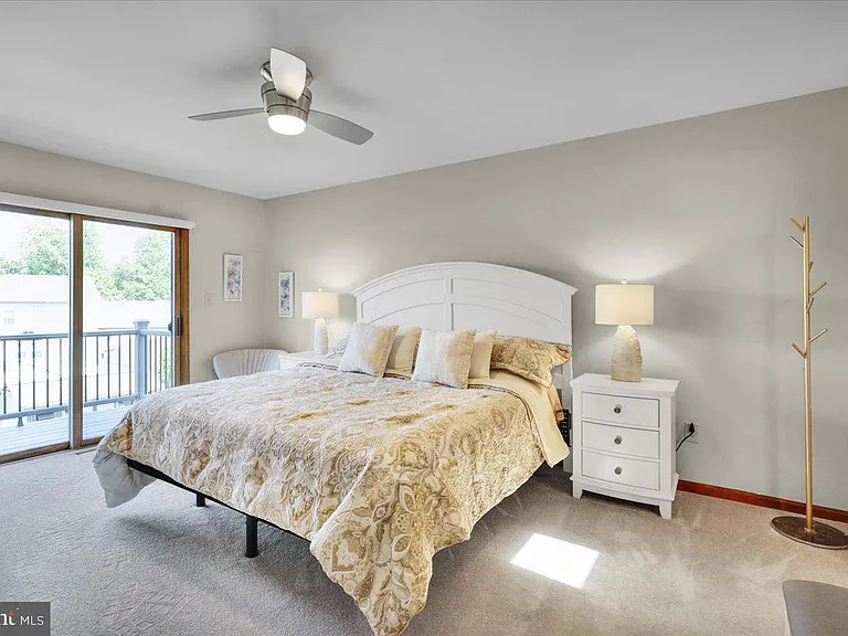 4324 Glenside Dr — Photo 14