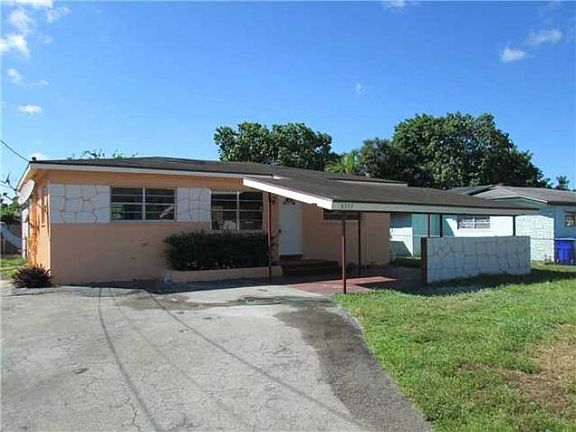 3rd image of 6553 Pines Pkwy