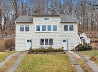 2 White Oak Ln, Brewster, NY 10509