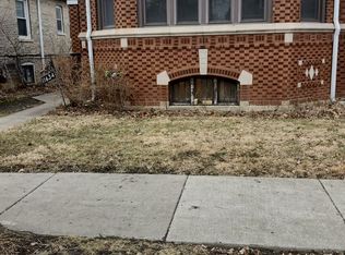 11634 S Hale Ave, Chicago, IL 60643